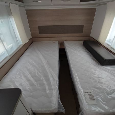 Bürstner 480 TL - Modell 2024/2025 - Betten in Schlafposition